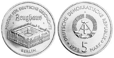 ГДР, 5 марок 1990 год, Берлинский арсенал (Цейхгауз) в Берлине